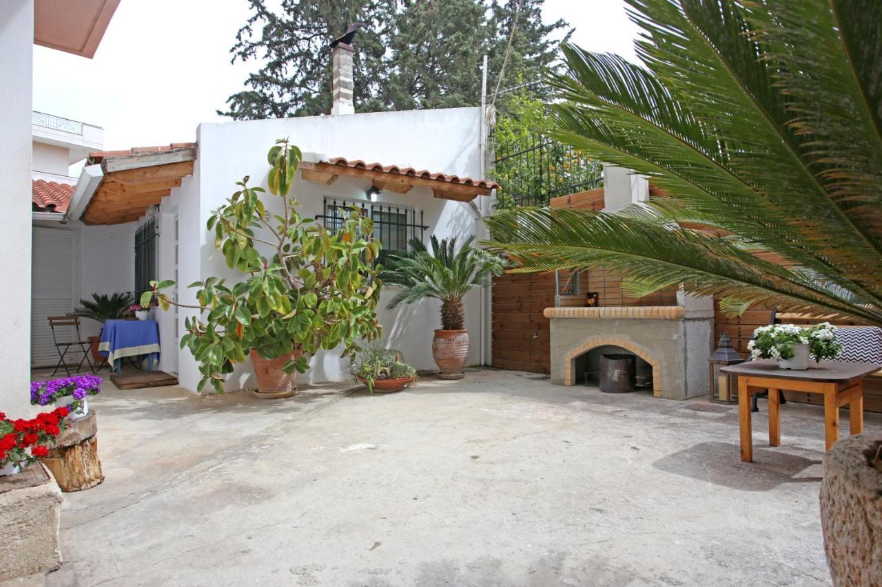 House Near The Athens Airport, Spata. Bagian luar foto