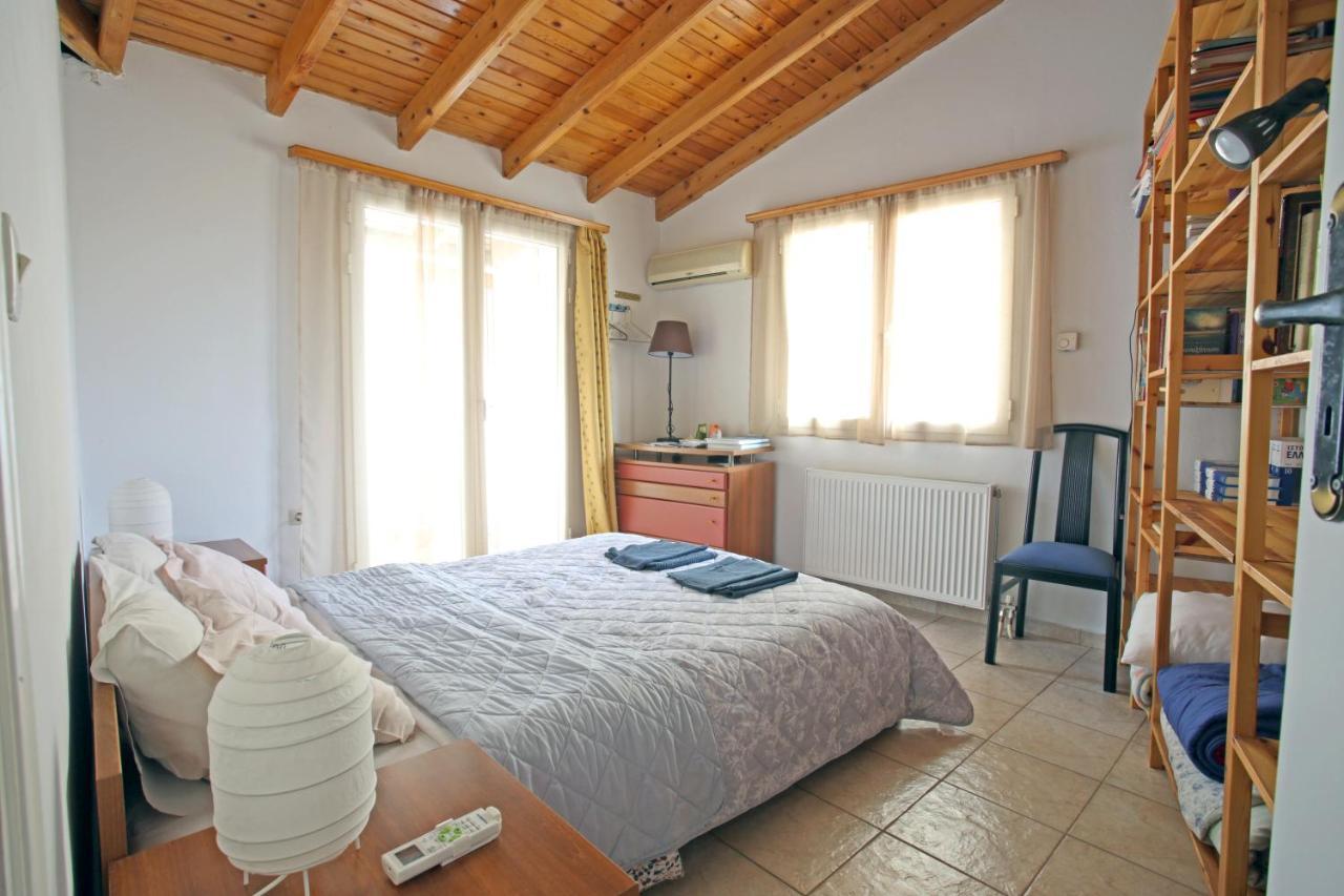 House Near The Athens Airport, Spata. Bagian luar foto